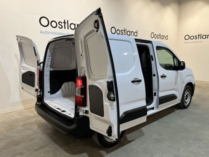 Opel Combo 2024 photo 2
