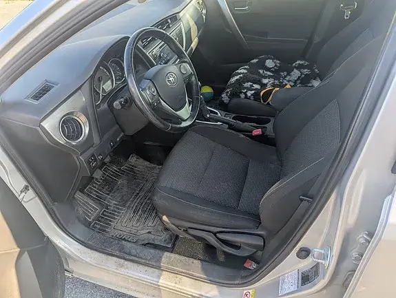Toyota Auris 2014 photo 5