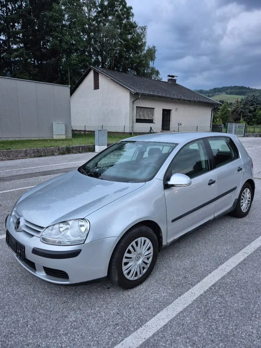 Volkswagen Golf 2005 photo 3