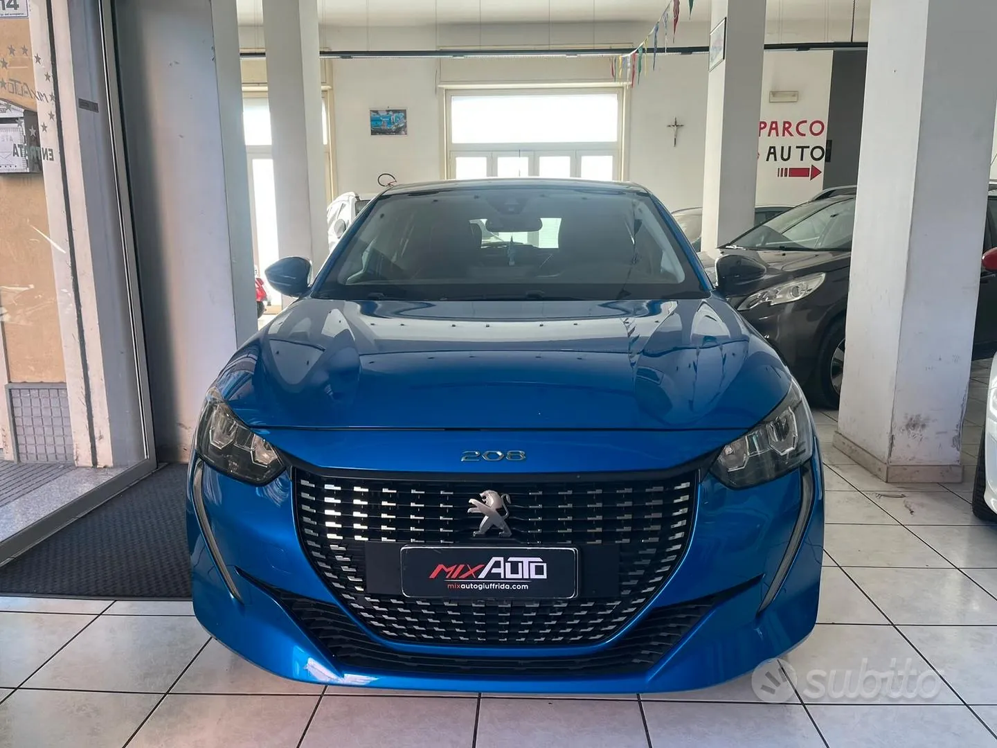 Peugeot 208