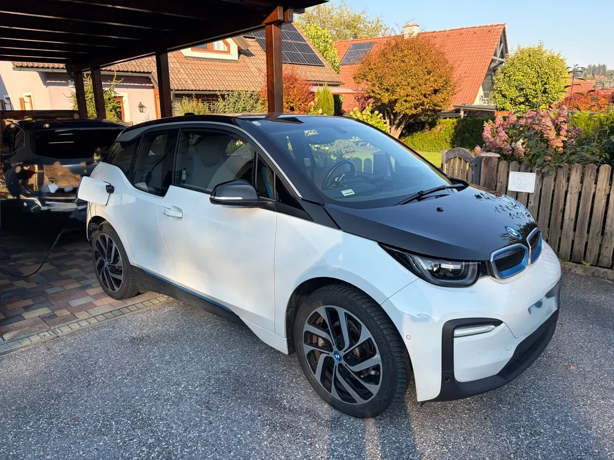 BMW I3