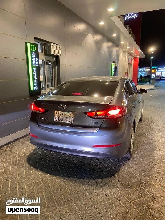 Hyundai Elantra 2016 photo 4