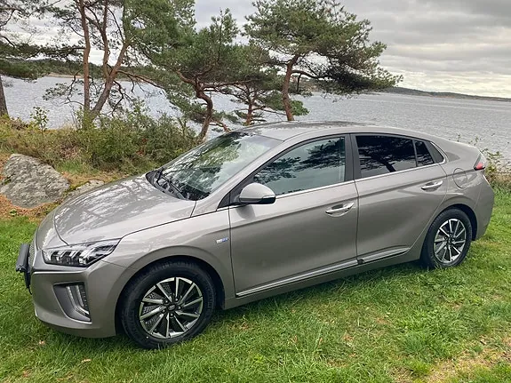 Hyundai Ioniq 2021 photo 2