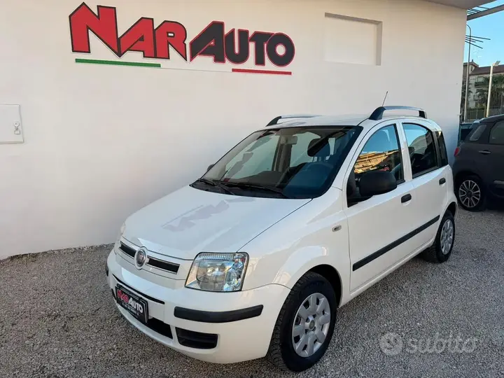 Fiat Panda 2011 photo 2