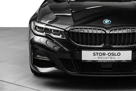 BMW 330E 2022 photo 2