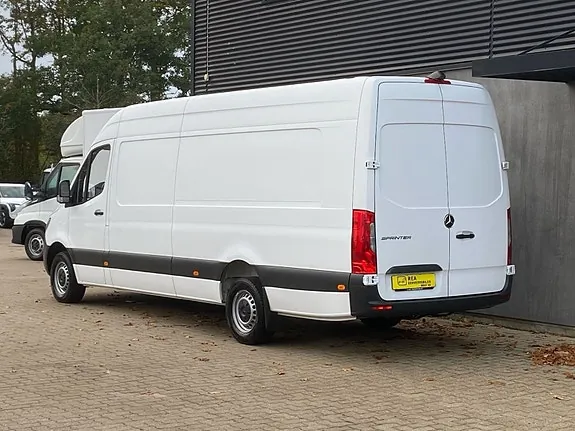 Mercedes-Benz Sprinter 317 2022 photo 3