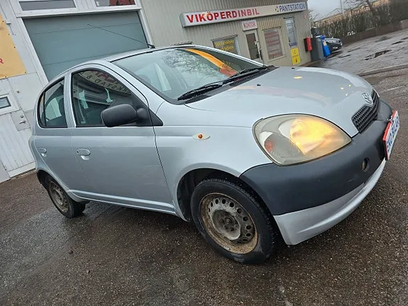 Toyota Yaris 2002 photo 3