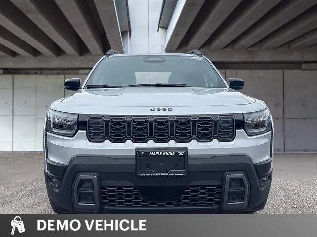 Jeep Cherokee 2026 photo 2