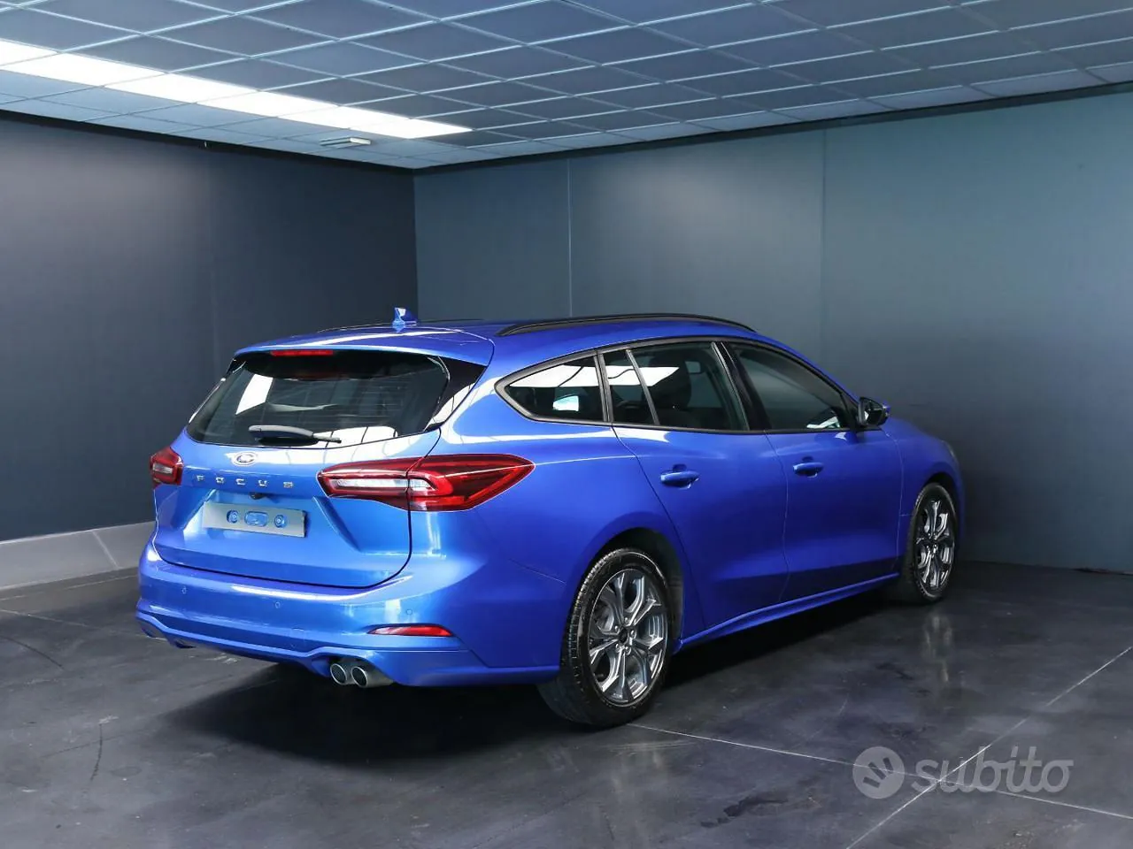 Ford Focus 2023 photo 3