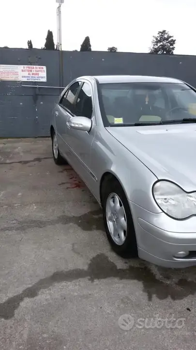 Mercedes-Benz W203 2024 photo 5