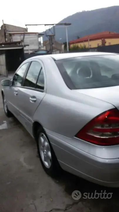 Mercedes-Benz W203 2024 photo 3