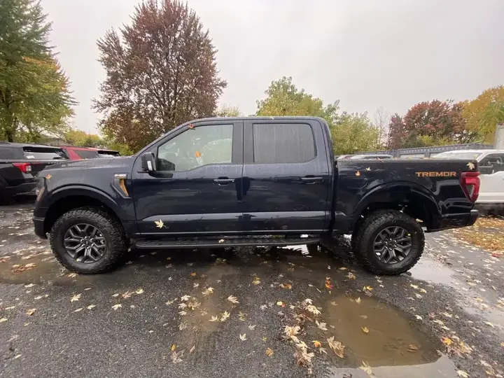Ford F-150 2026 photo 2
