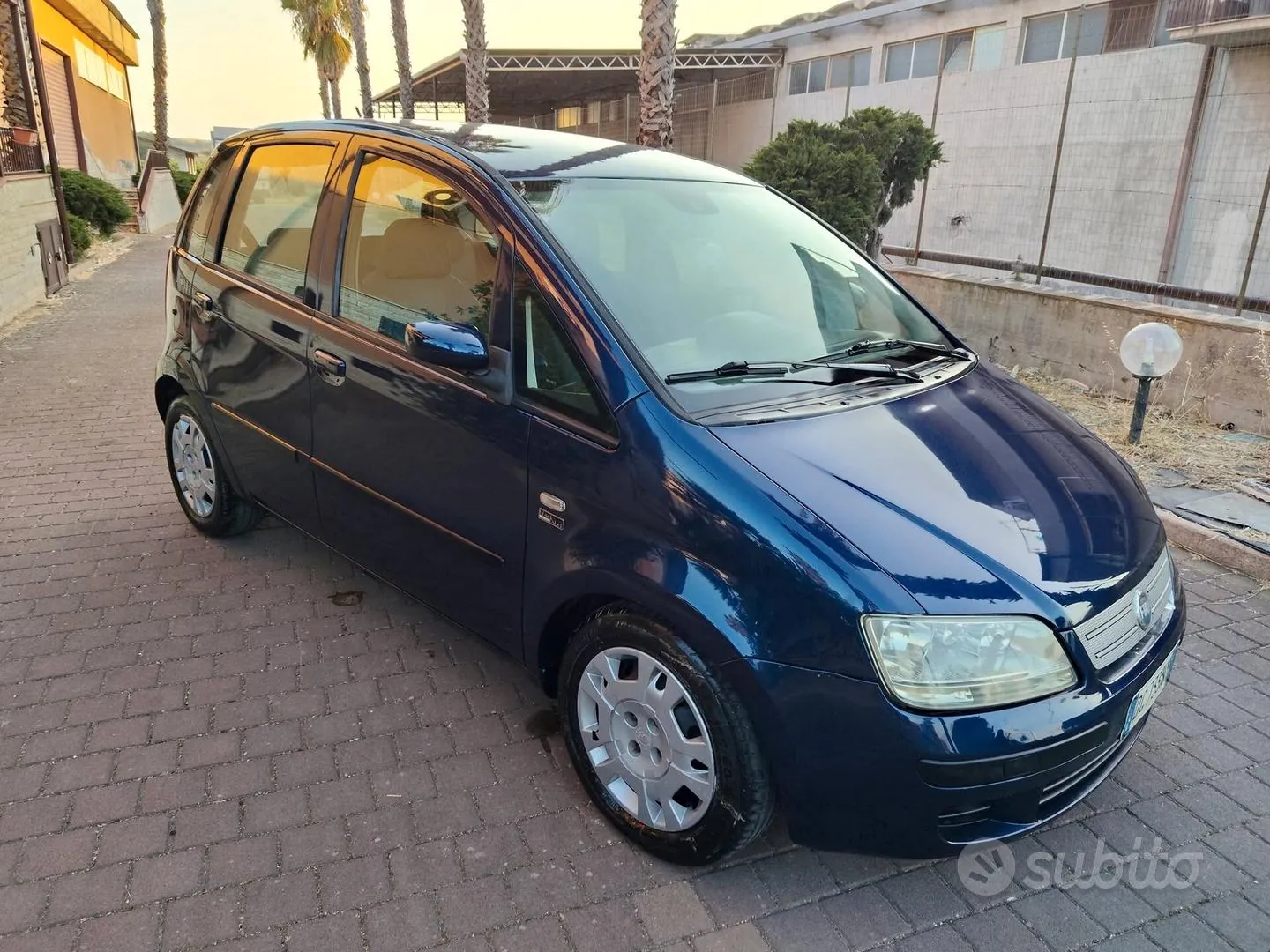 Fiat Idea 2007 photo 2