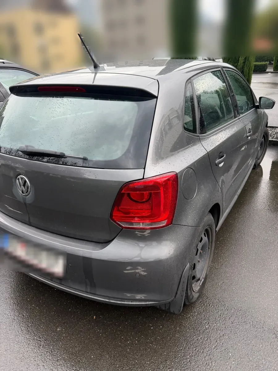 Volkswagen Polo 2010 photo 3
