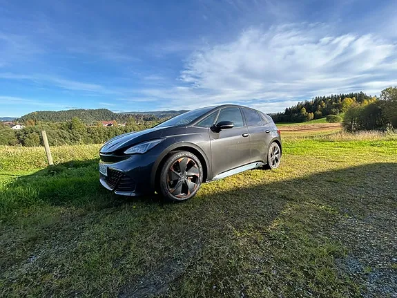 Cupra Born 2022 photo 2