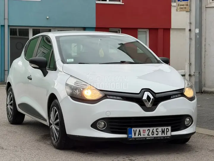 Renault Clio 2015 photo 2