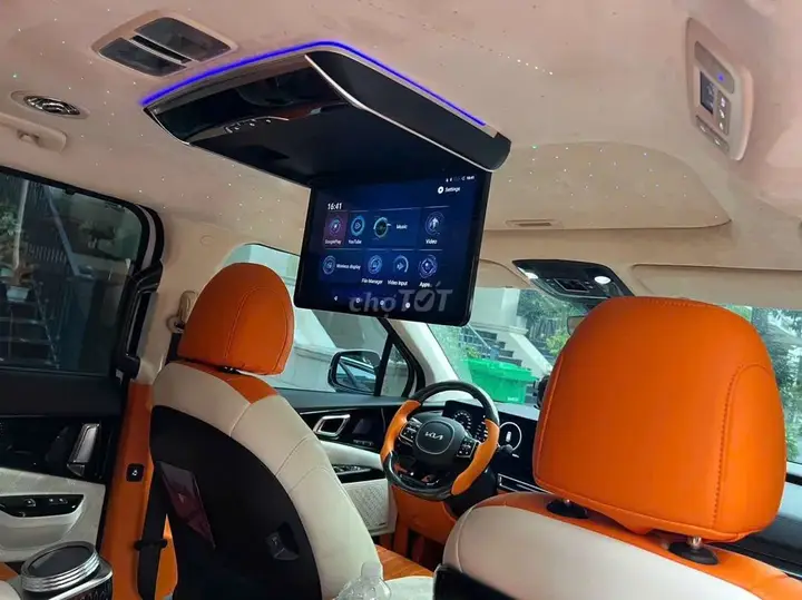 Kia Carnival 2024 photo 2