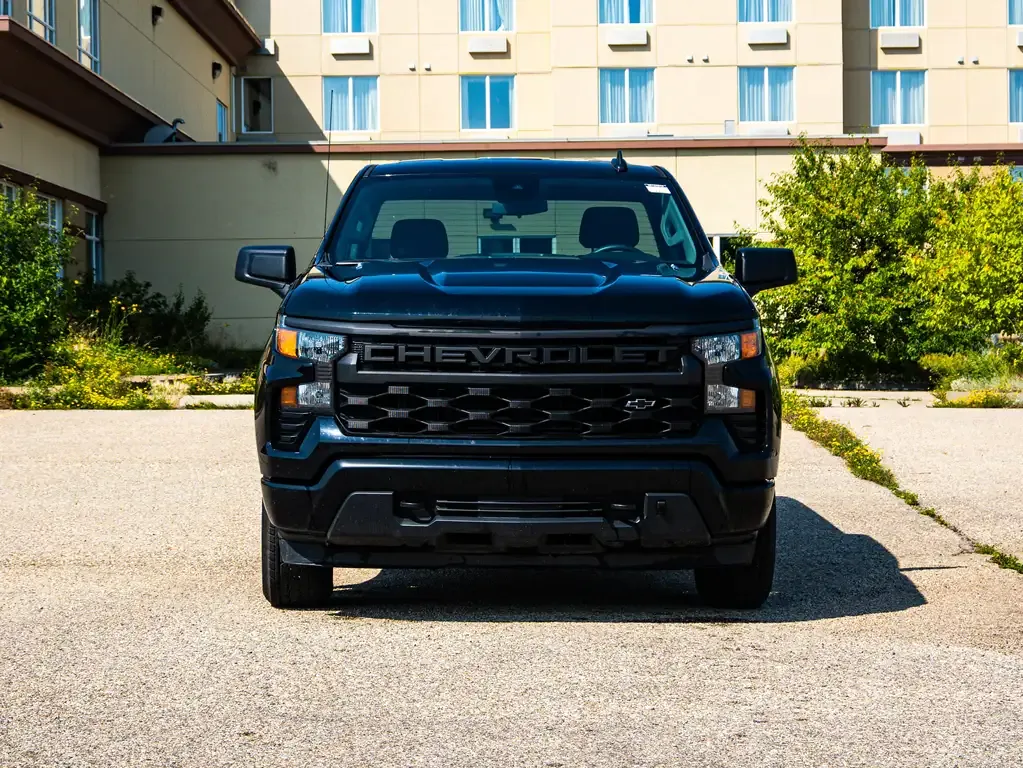 Chevrolet Silverado 1500 2026 photo 3