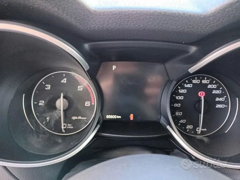 Alfa Romeo Stelvio 2022 photo 2