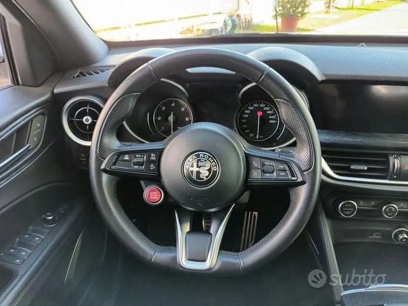 Alfa Romeo Stelvio 2022 photo 5
