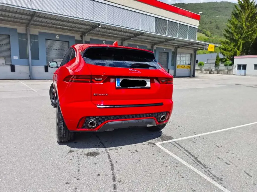 Jaguar E-Pace 2019 photo 3