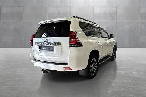 Toyota Land Cruiser 2023 photo 5