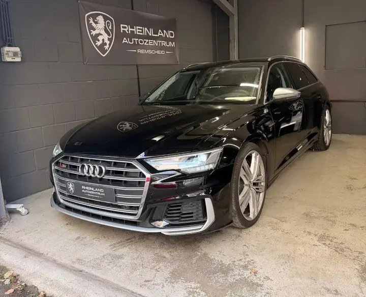 Audi S6 Avant