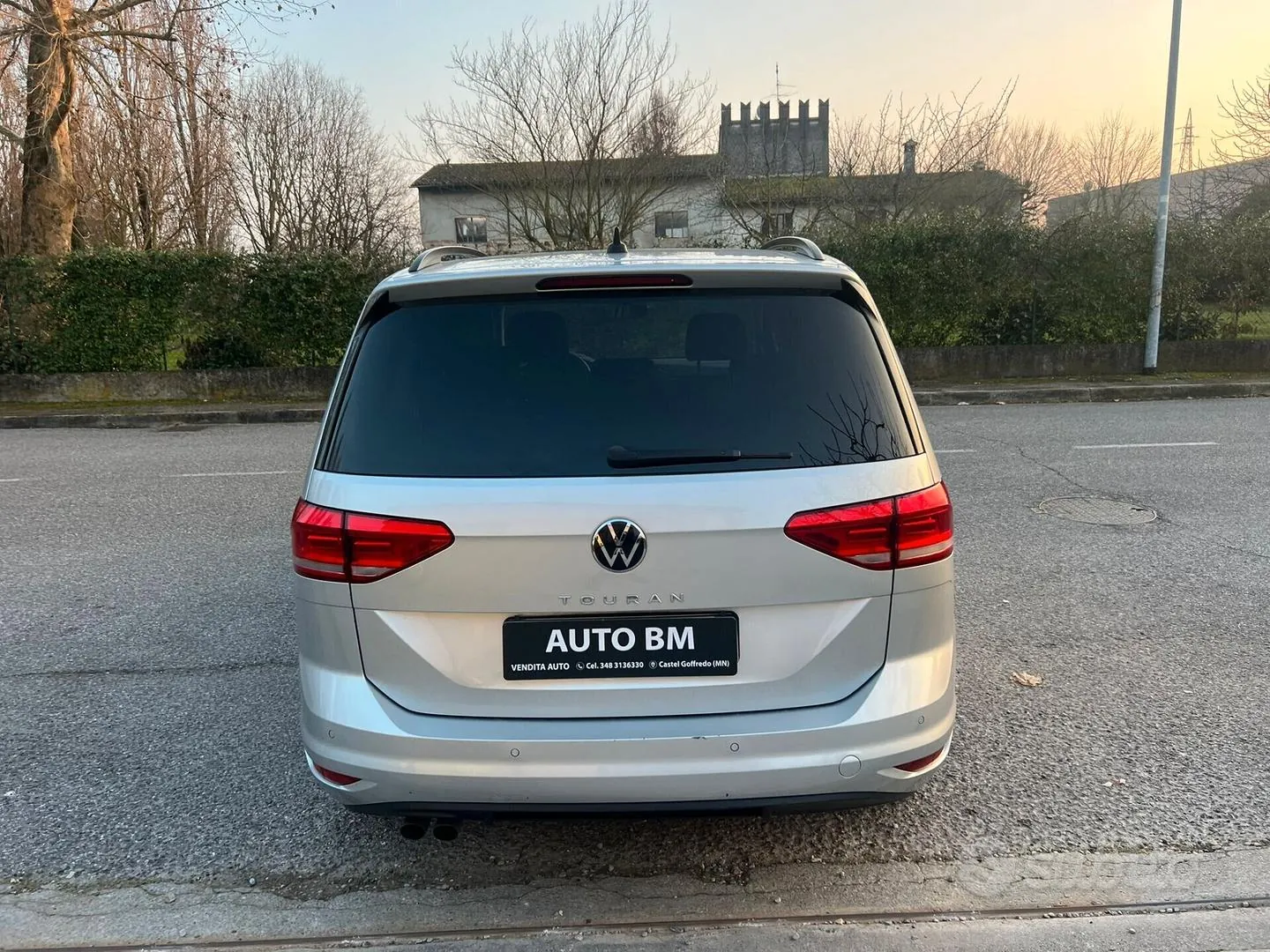 Volkswagen Touran 2021 photo 2