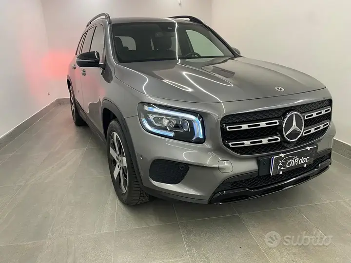 Mercedes-Benz Glb