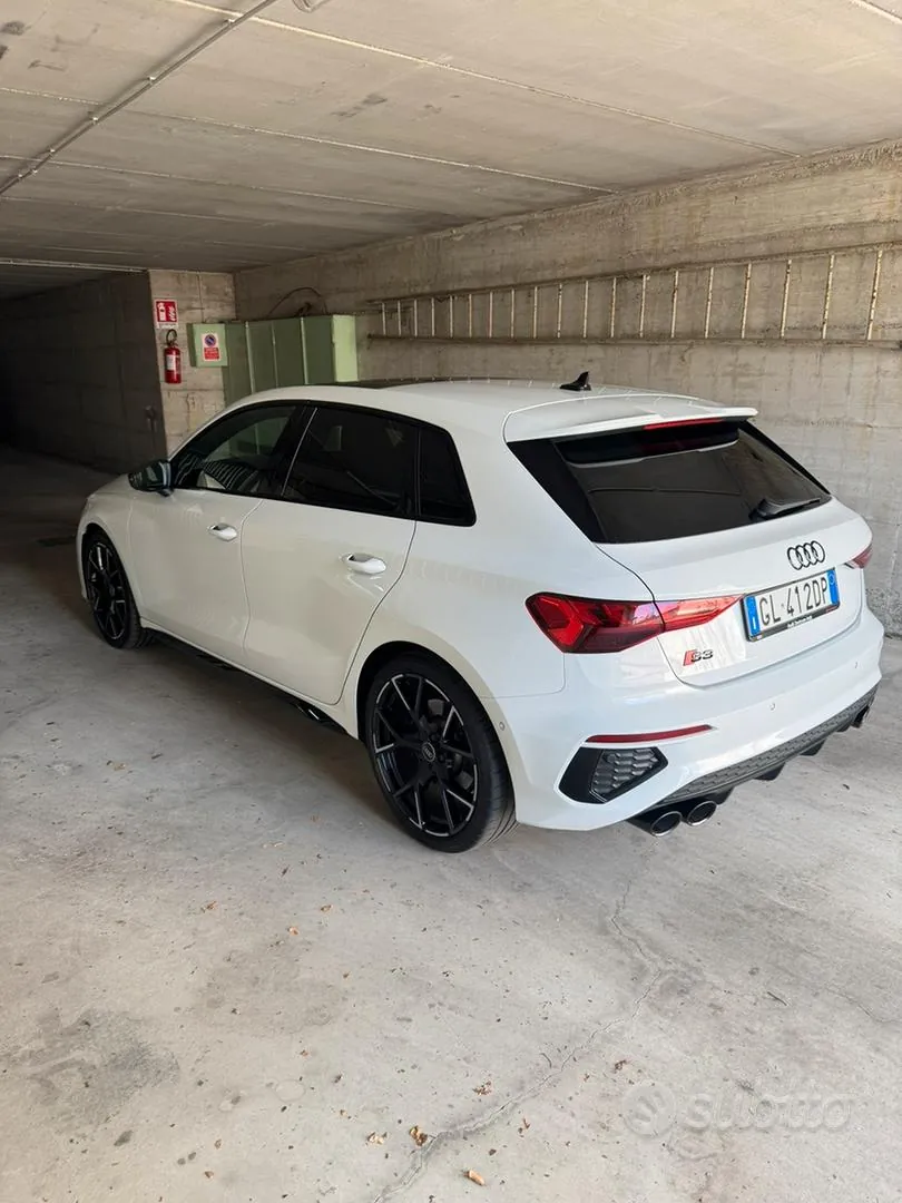 Audi S3 2023 photo 2