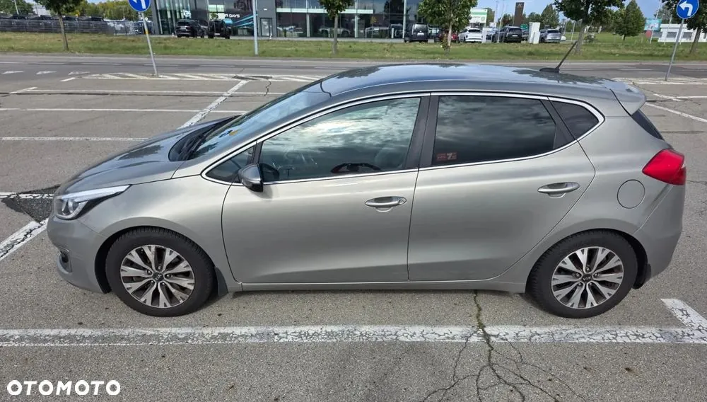 Kia Ceed 2016 photo 2