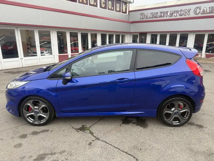 Ford Fiesta 2015 photo 3