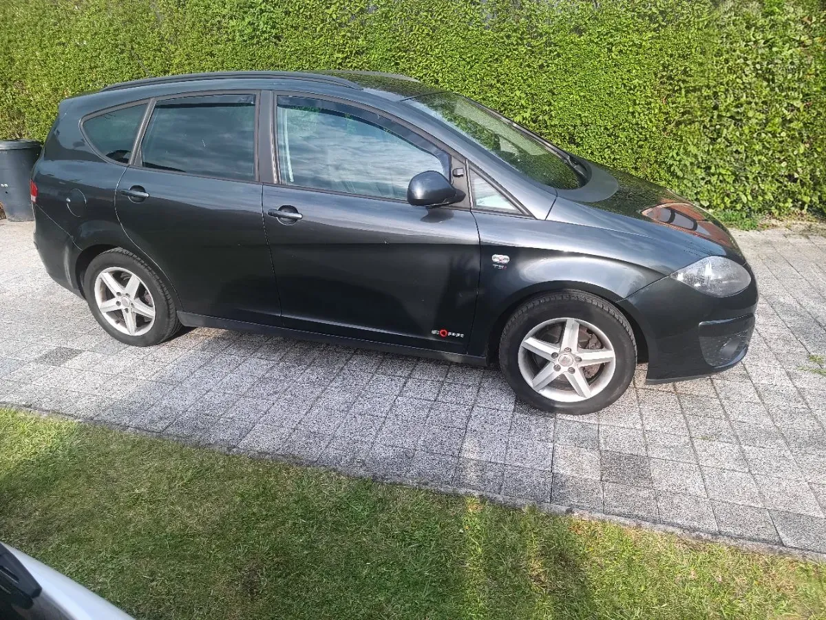 Seat Altea Xl 2011 photo 2