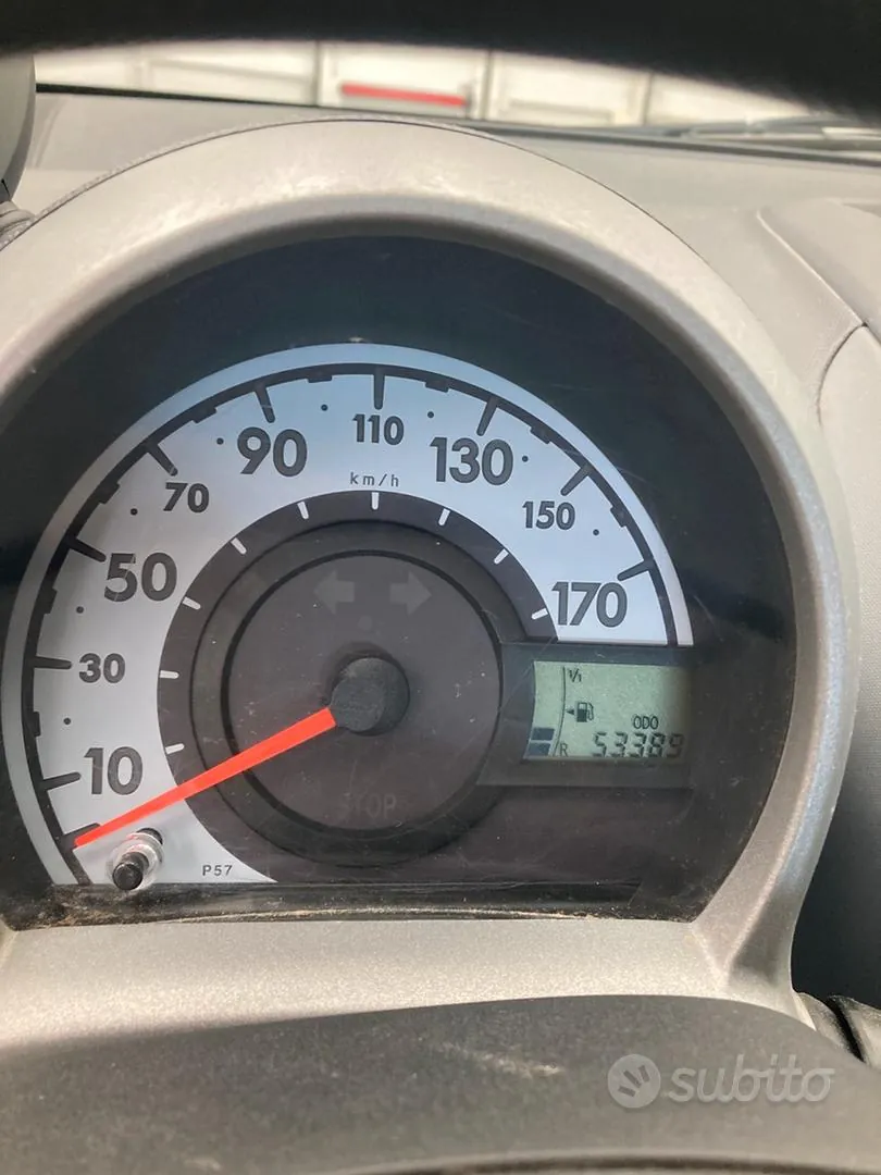 Peugeot 107 2007 photo 4