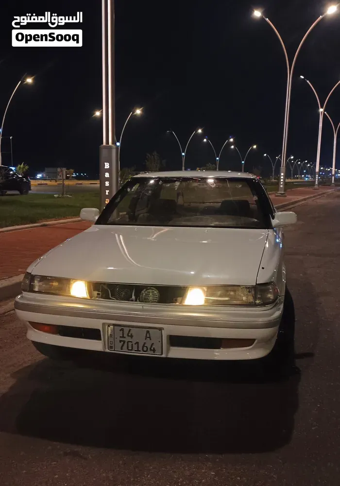 Toyota Crown 1991 photo 3