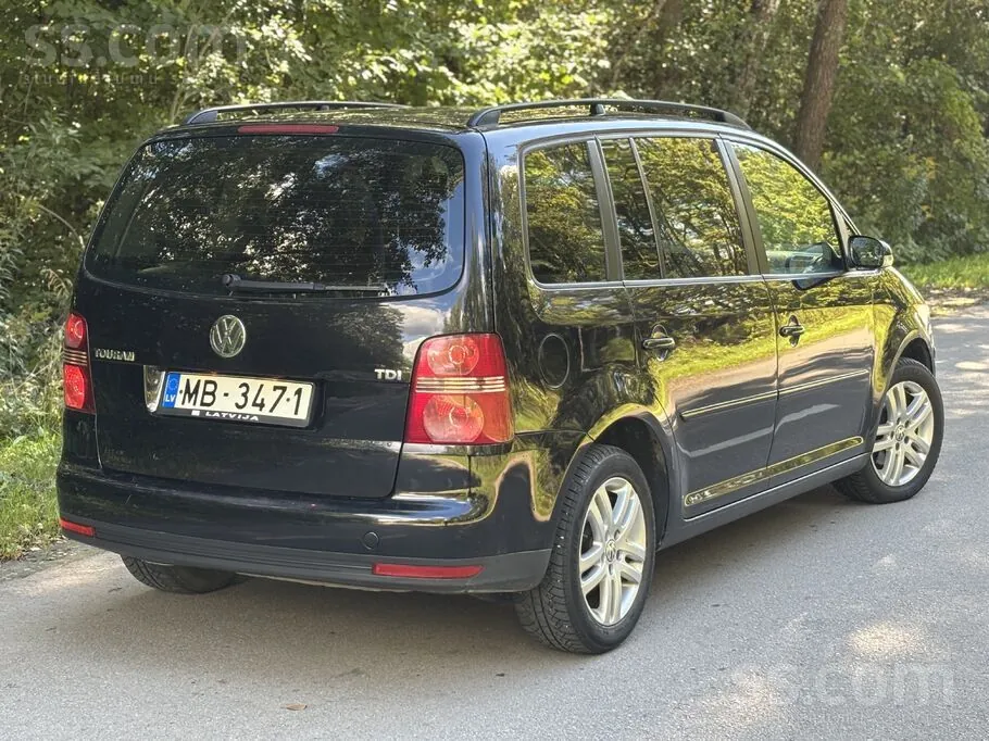 Volkswagen Touran 2007 photo 4