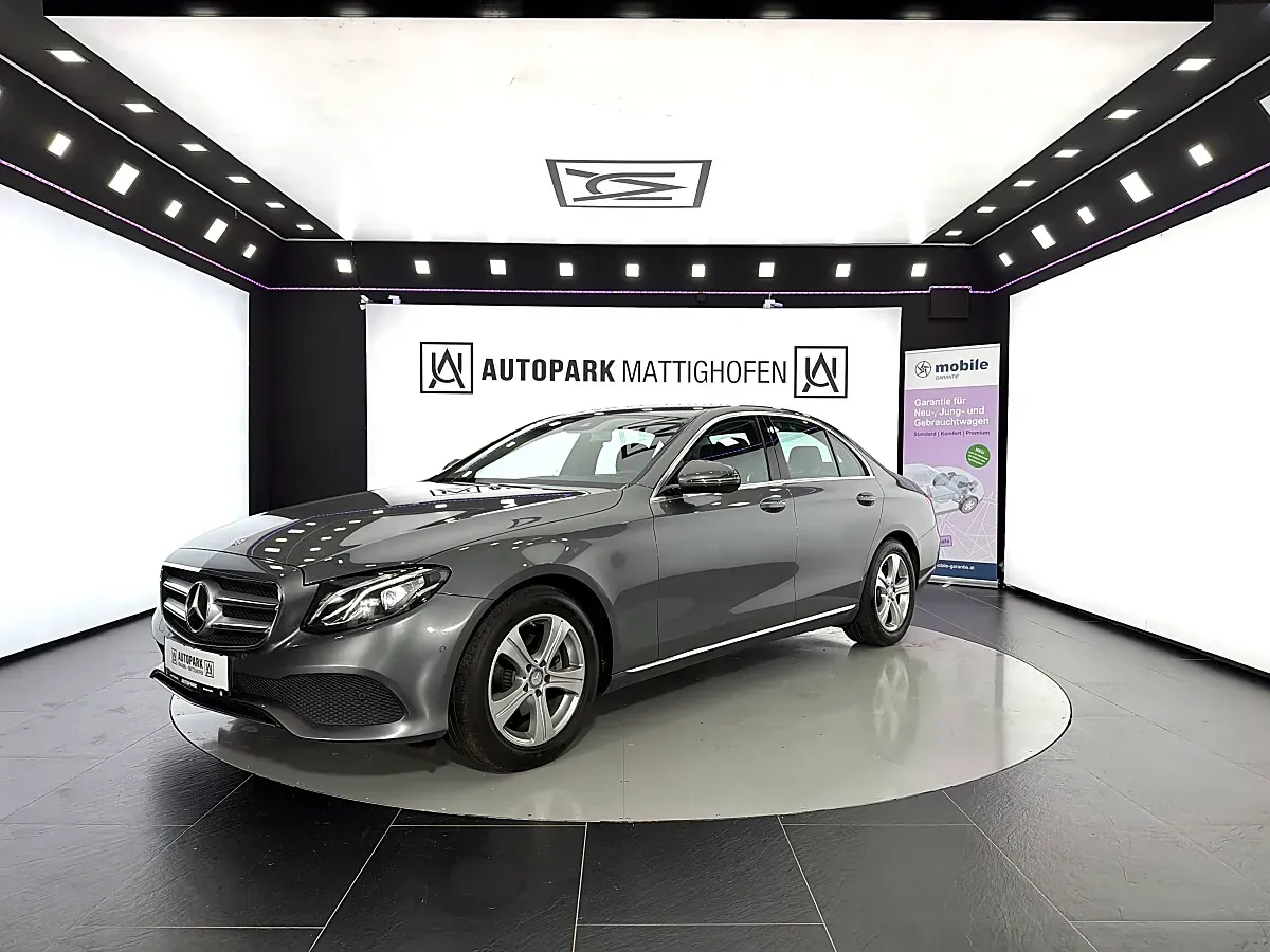 Mercedes-Benz E-Class 2016 photo 2
