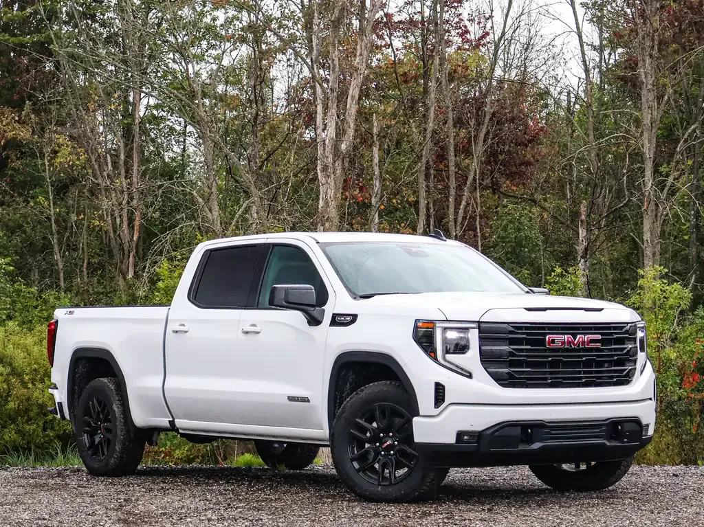 GMC Sierra 1500 2026 photo 2