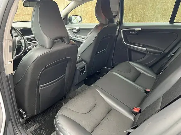 Volvo V60 2016 photo 4