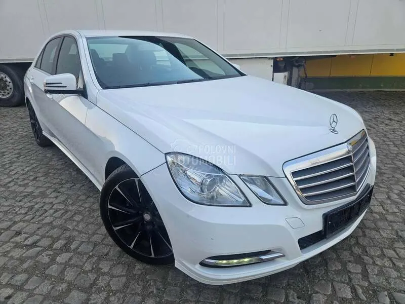 Mercedes-Benz E 200