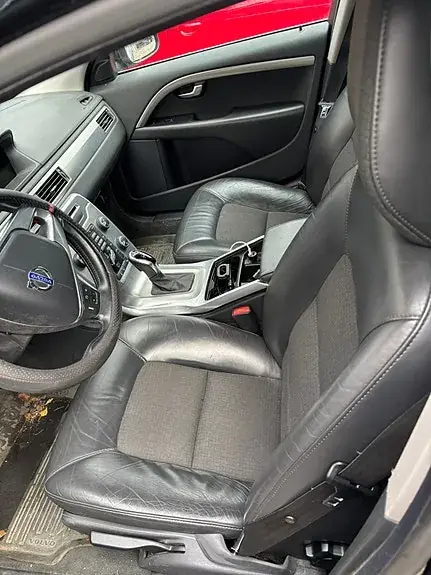 Volvo V70 2014 photo 2