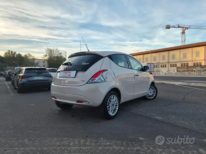 Lancia Ypsilon 2018 photo 5