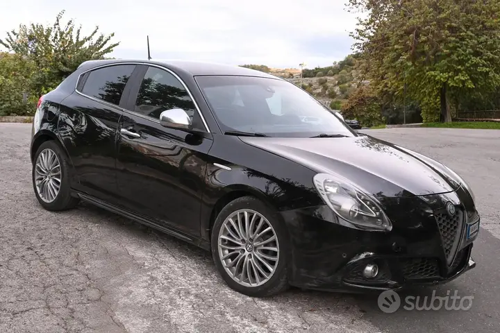 Alfa Romeo Giulietta 2014 photo 4