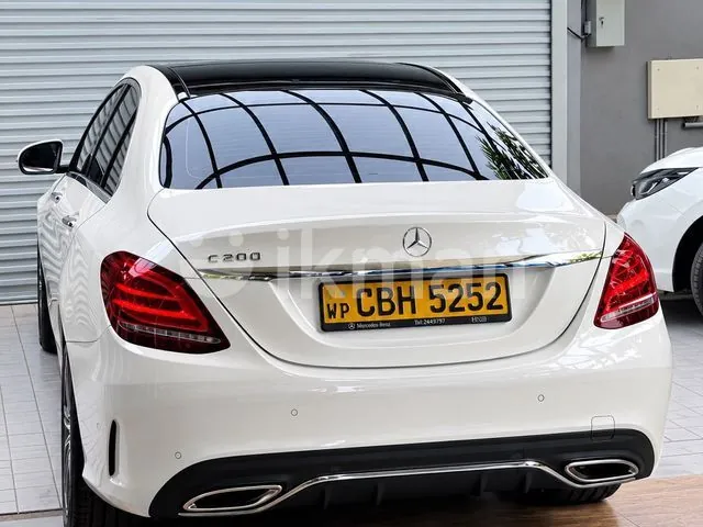Mercedes-Benz C200 2018 photo 2