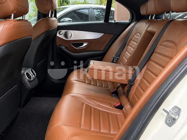 Mercedes-Benz C200 2018 photo 4