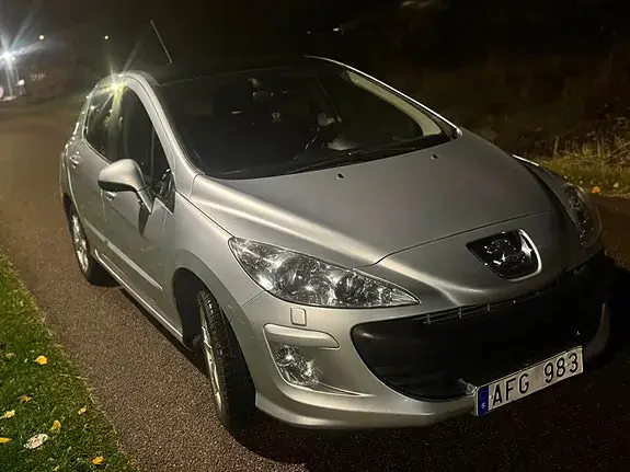 Peugeot 308 2009 photo 2