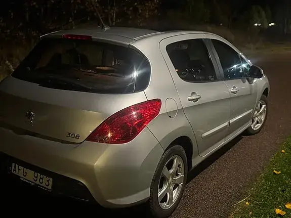 Peugeot 308 2009 photo 4