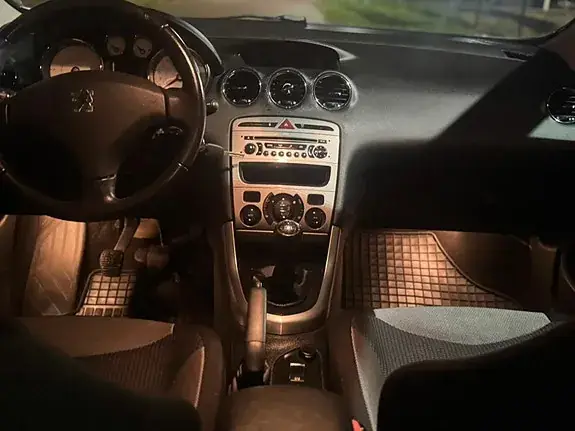 Peugeot 308 2009 photo 5