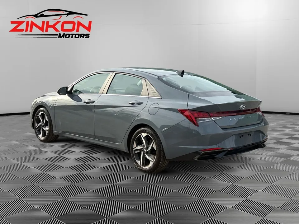 Hyundai Elantra 2021 photo 3