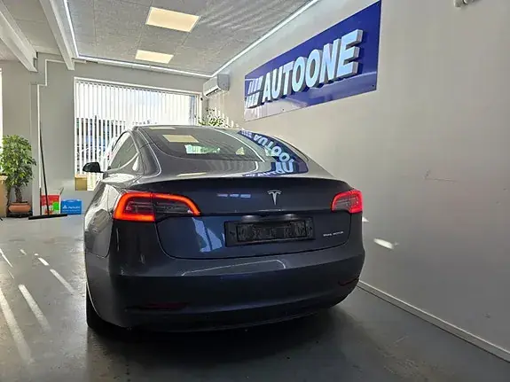 Tesla Model 3 2021 photo 4